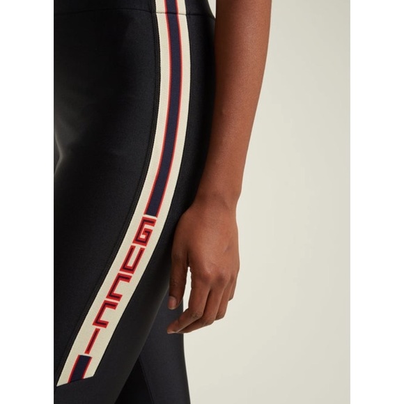 gucci leggings logo